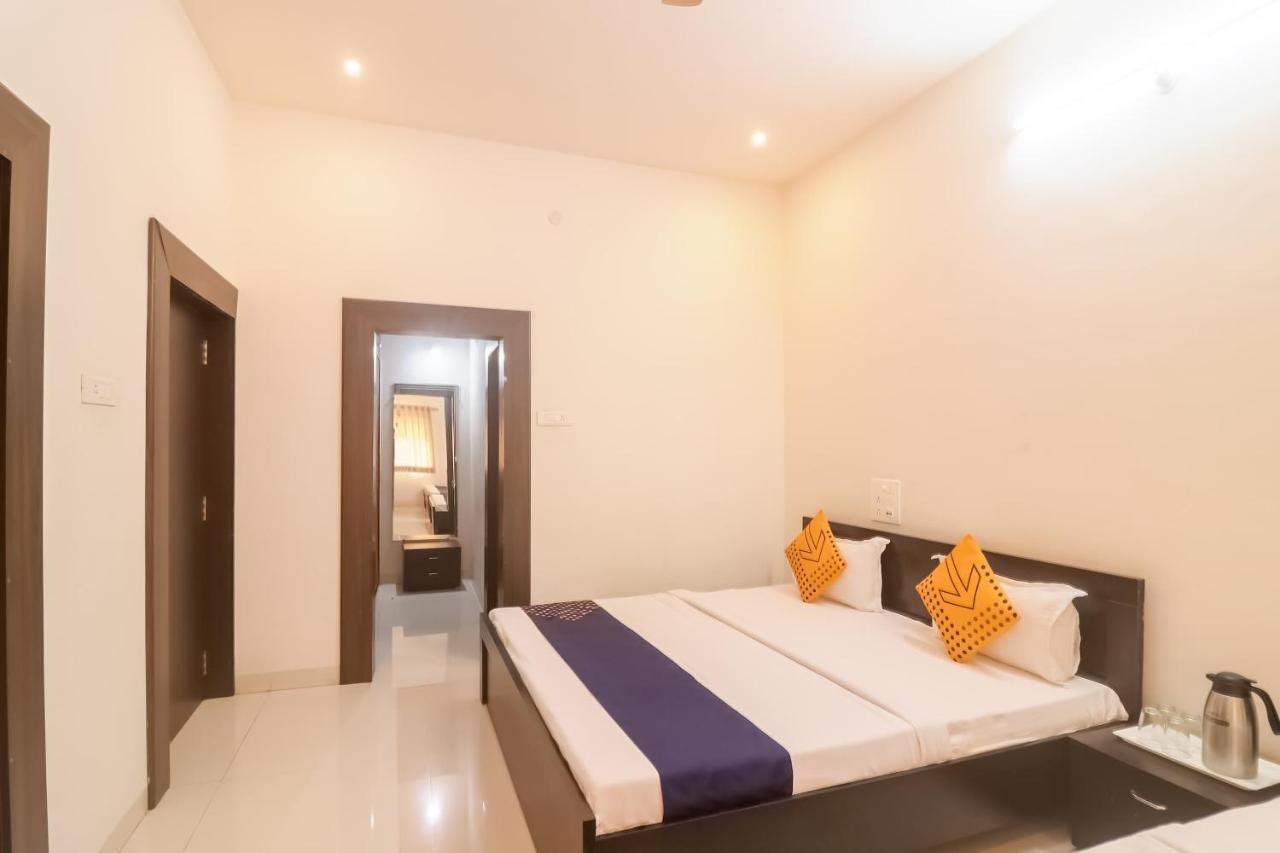Spot On 64060 Shanti Vatika Durg Exterior foto